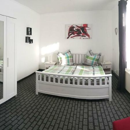 Ferienwohnung Charlett Dresde Exterior foto